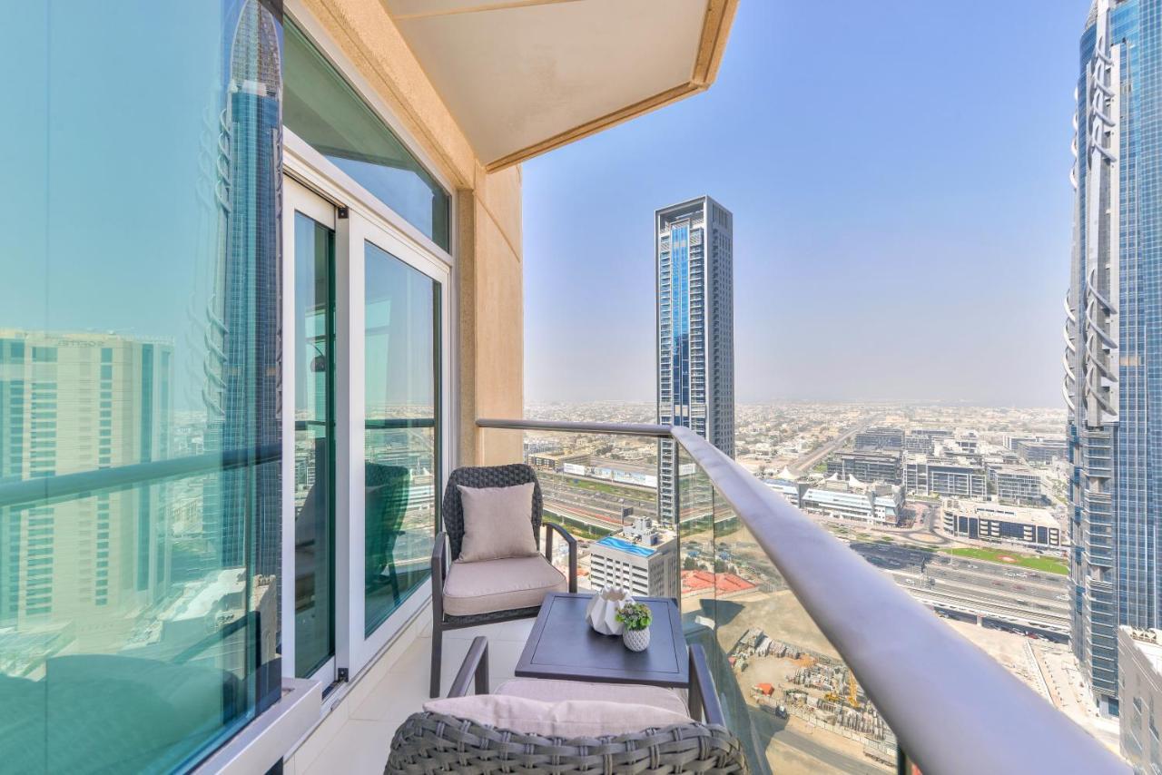 Appartamento Lofts - Downtown Luxury - 5 Min Walk To Dubai Fountain! Esterno foto