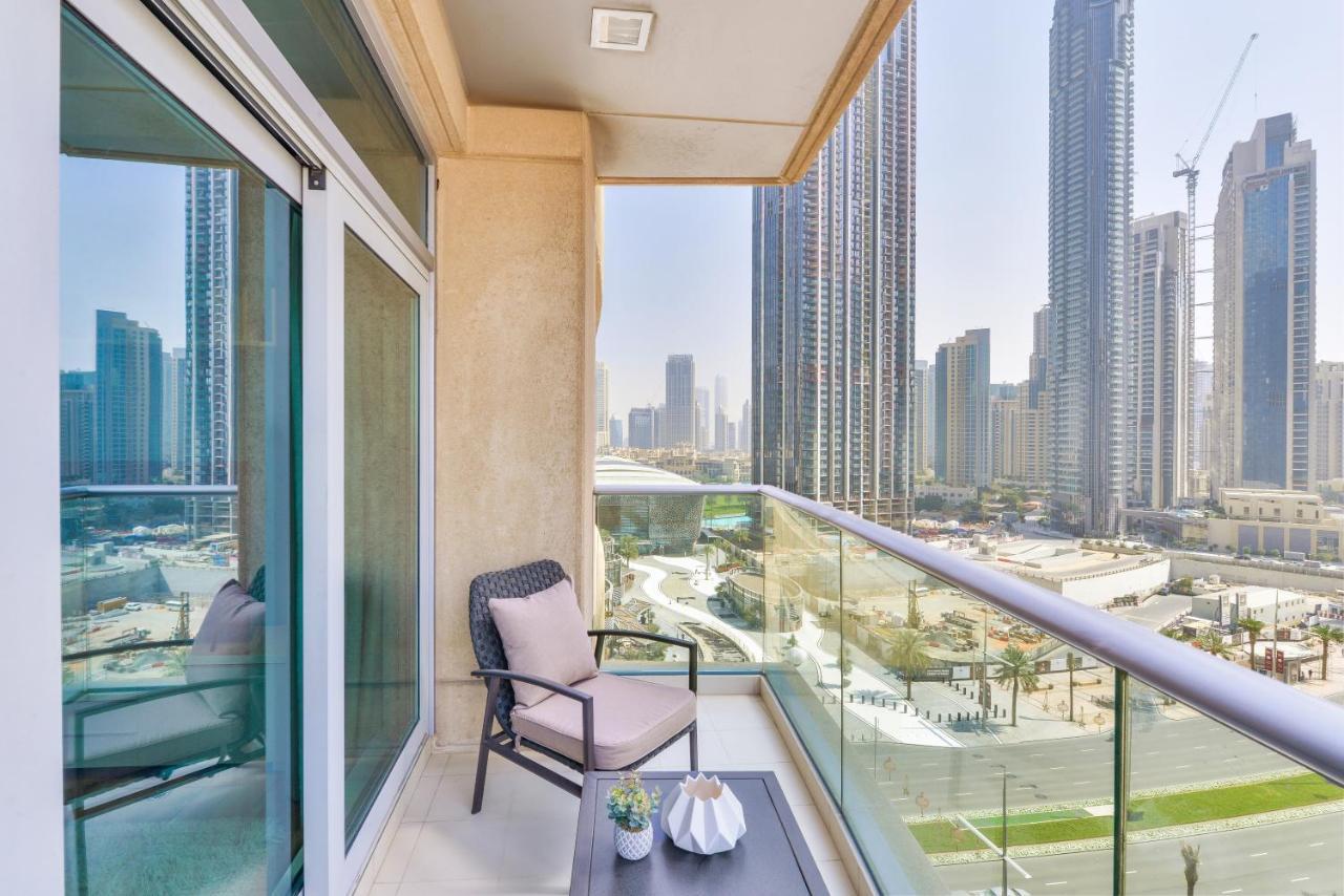 Appartamento Lofts - Downtown Luxury - 5 Min Walk To Dubai Fountain! Esterno foto